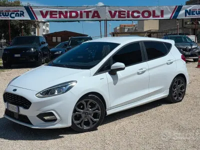 Usata Ford Fiesta ST-Line 86 CV (63 kW) 2019 Bianco Utilitaria