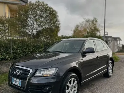Usata Audi Q5 170 CV (125 kW) 2009 Grigio SUV
