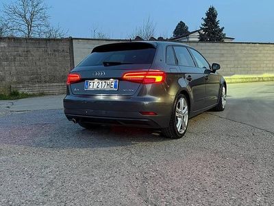 Usata Audi A3 S-Line 116 CV (85 kW) 2018 Grigio Berlina