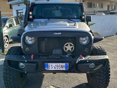 Usata Jeep Wrangler Sahara 200 CV (147 kW) 2013 Grigio SUV