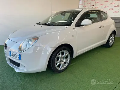 Usata Alfa Romeo MiTo 105 CV (77 kW) 2012 Beige Utilitaria