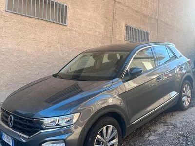 Usata VW T-Roc 110 CV (80 kW) 2021 Grigio SUV