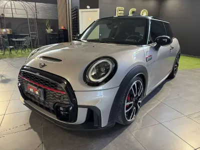 Usata Mini John Cooper Works 231 CV (169 kW) 2023 Beige Utilitaria