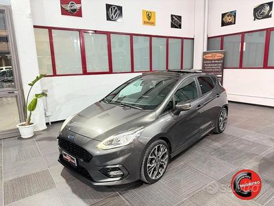 Grigio Usata 2019 Ford Fiesta ST-Line Berlina | 11.899 € (Cara)