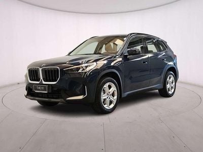 Nuova BMW X1 Luxury Line 150 CV (110 kW) 2025 Night dusk blue SUV