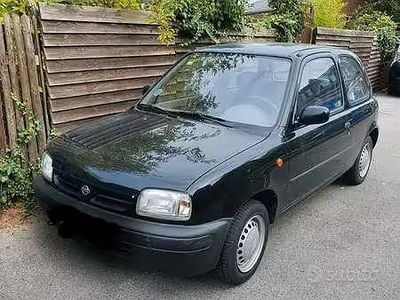 Usata Nissan Micra 1998 Nero Utilitaria