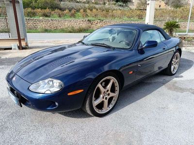 Jaguar XKR