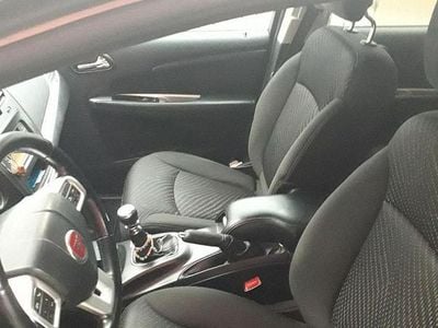 Usata Fiat Freemont 170 CV (125 kW) 2012 Grigio SUV