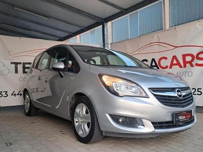 Usata Opel Meriva Design Edition 95 CV (69 kW) 2017 Argento Monovolume