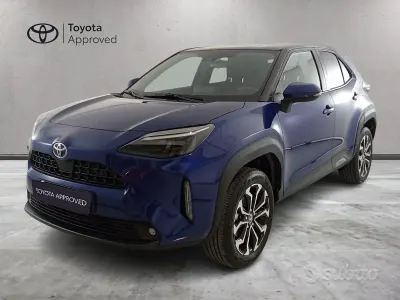 Begagnad Toyota Yaris Cross Trend 116 HK (85 kW) 2022 Blå SUV