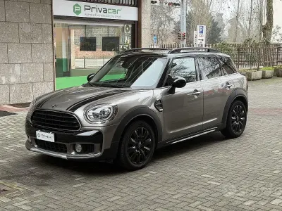 Begagnad Mini Cooper D Countryman 150 HK (110 kW) 2018 Grå SUV