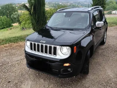 Usata Jeep Renegade Limited 120 CV (88 kW) 2017 Nero SUV