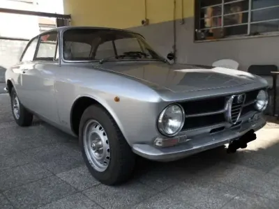 Usata Alfa Romeo GT Junior 90 CV (66 kW) 1972 Argento Coupé