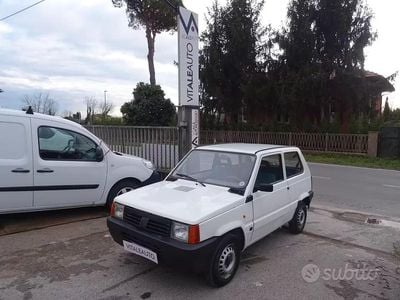 Usata Fiat Panda Young 54 CV (39 kW) 2002 Bianco Berlina