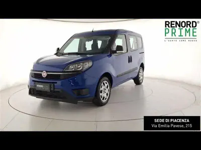 Usata Fiat Doblò Easy 120 CV (88 kW) 2019 Grigio scuro Monovolume