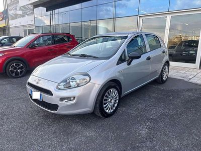 Usata Fiat Punto Street 69 CV (50 kW) 2018 Argento Utilitaria