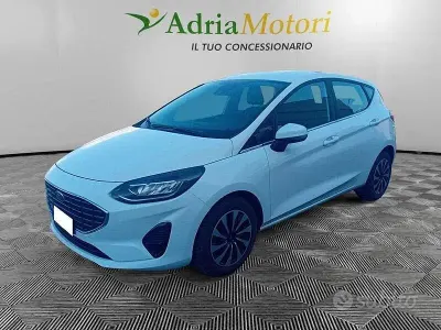 Second-hand Ford Fiesta Titanium 125 CP (91 kW) 2022 Alb Hatchback