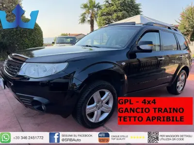 Usata Subaru Forester 150 CV (110 kW) 2011 Nero SUV