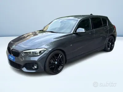 Usata BMW 118 M Sport 136 CV (100 kW) 2019 Grigio metallizzato Utilitaria