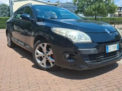 Usata Renault Mégane GrandTour 110 CV (80 kW) 2011 Nero Station wagon