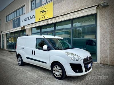 Usata Fiat Doblò 120 CV (88 kW) 2012 Bianco Monovolume
