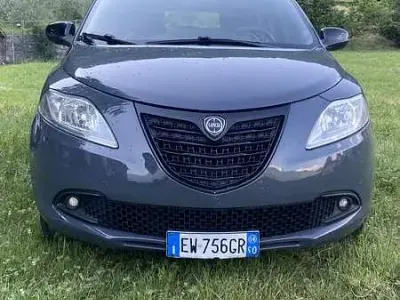 Usata Lancia Ypsilon S 86 CV (63 kW) 2014 Utilitaria