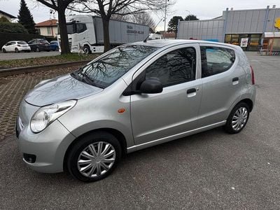 Usata Suzuki Alto 67 CV (49 kW) 2010 Argento Utilitaria