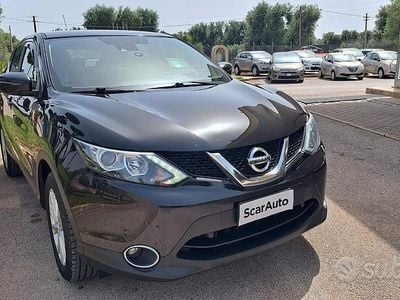 Nero Usata 2015 Nissan Qashqai Visia SUV | 8900 € (Buon prezzo)