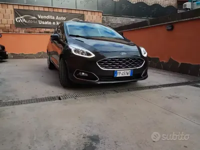 Second-hand Ford Fiesta Vignale 101 CP (74 kW) 2018 Gri Hatchback