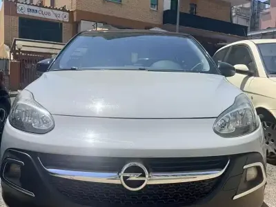 Usata Opel Adam Rocks