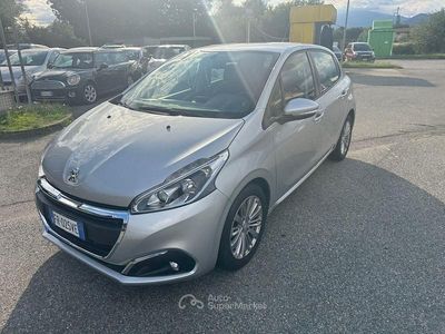 Begagnad Peugeot 208 82 HK (60 kW) 2018 Halvkombi