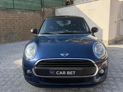 Begagnad Mini ONE 102 HK (75 kW) 2015 Blå Halvkombi