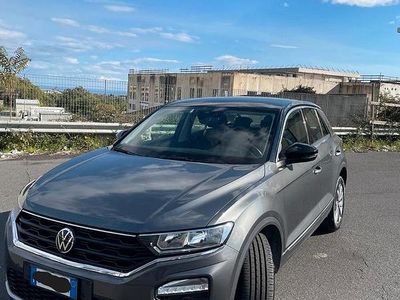 Usata VW T-Roc Advance 150 CV (110 kW) 2021 Grigio SUV