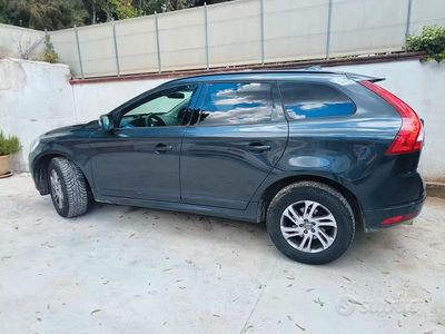 Usata Volvo XC60 150 CV (110 kW) 2016 Grigio SUV
