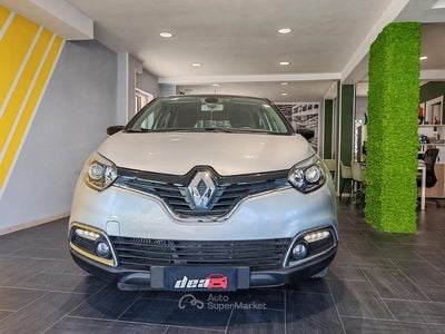 Usata Renault Captur 90 CV (66 kW) 2014 Rosso SUV