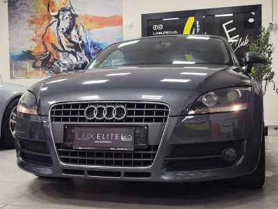 Usata Audi TT Roadster Ambiente 200 CV (147 kW) 2008 Dolphin grey Cabrio