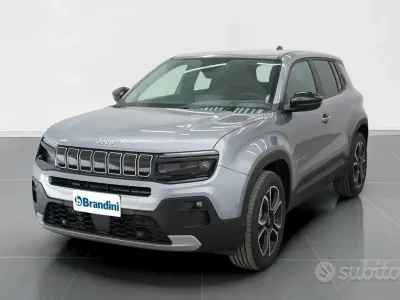 Uusi Jeep Avenger Summit 101 HP (74 kW) 2026 Harmaa Katumaasturi