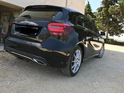 Usata Mercedes A200 136 CV (100 kW) 2017 Nero Berlina