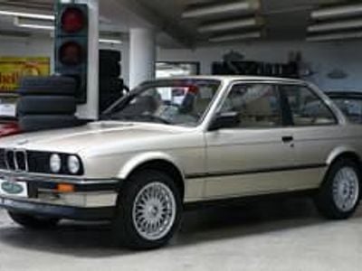 Usata BMW 318 102 CV (75 kW) 1987 Beige Berlina