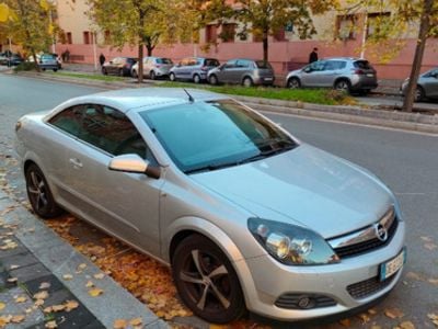 Usata Opel Astra 101 CV (74 kW) 2006 Grigio Coupé