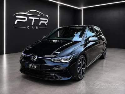 Usata VW Golf VIII R 333 CV (244 kW) 2022 Nero Berlina