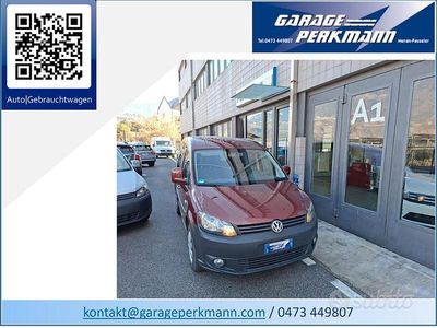 Usata VW Caddy Comfortline 102 CV (75 kW) 2012 Rosso Monovolume