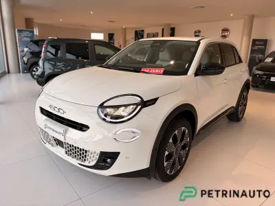 Nuova Fiat 600 110 CV (80 kW) 2025 Bianco SUV