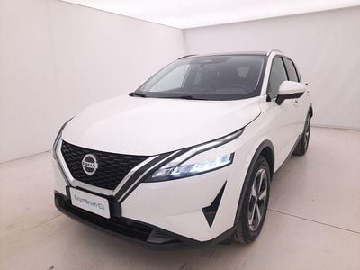 Usata Nissan Qashqai N-Connecta 140 CV (102 kW) 2021 Bianco SUV