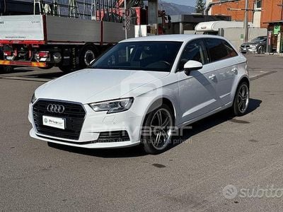 Usata Audi A3 Sportback Sport 116 CV (85 kW) 2019 Bianco Utilitaria