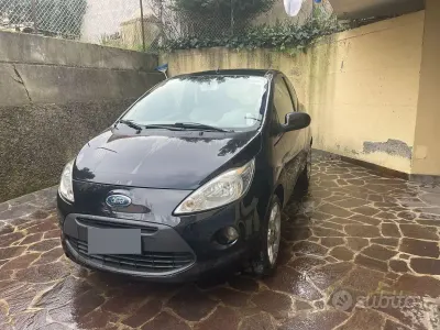 Usata Ford Ka Titanium 69 CV (50 kW) 2010 Nero Utilitaria