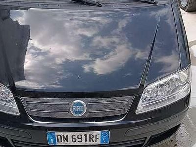 Nero Usata 2008 Fiat Idea Star Monovolume | 3500 € (Cara)