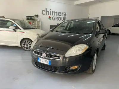 Usata Fiat Bravo Dynamic 120 CV (88 kW) 2010 Marrone Utilitaria