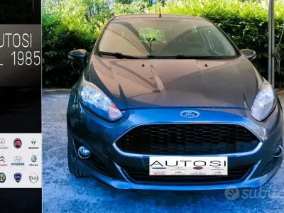 Usata Ford Fiesta S 60 CV (44 kW) 2016 Grigio Utilitaria