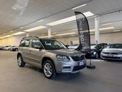 Usata Skoda Yeti Design Edition 110 CV (80 kW) 2016 Grigio SUV
